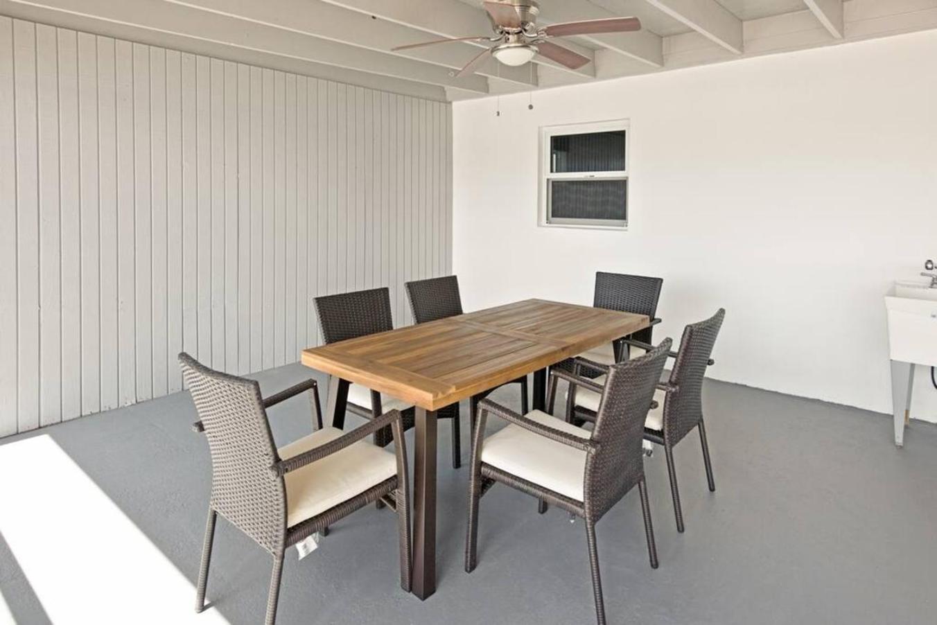 Lake House Unit 1 By Pmi Davie Eksteriør billede